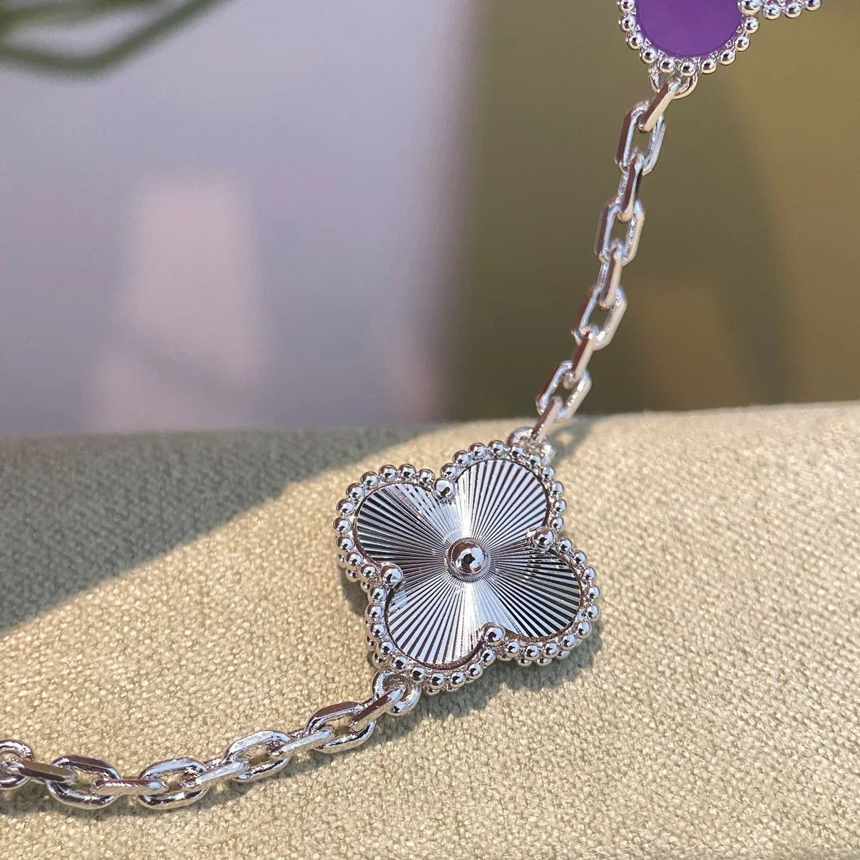 [AURORA] CLOVER 5 MOTIF VIOLET BRACELET COLLECTION