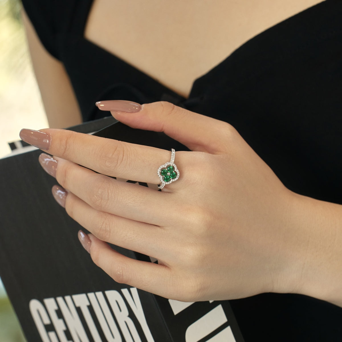 [AURORA]Four Leaf Clover Flower Design Ring