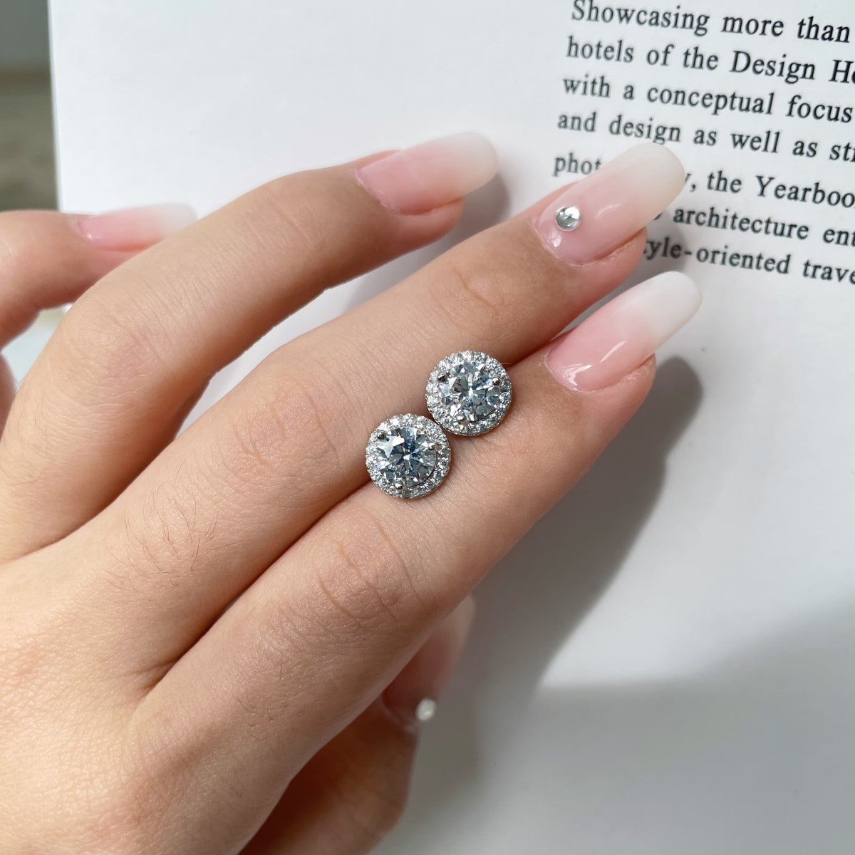 [baslovejewels]Classic Princess Round Shape Earrings