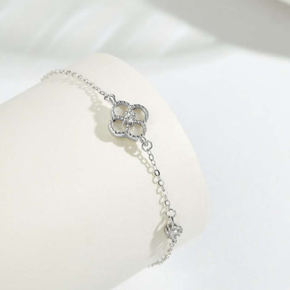 [baslovejewels]Delicate Four Leaf Clover Bracelet
