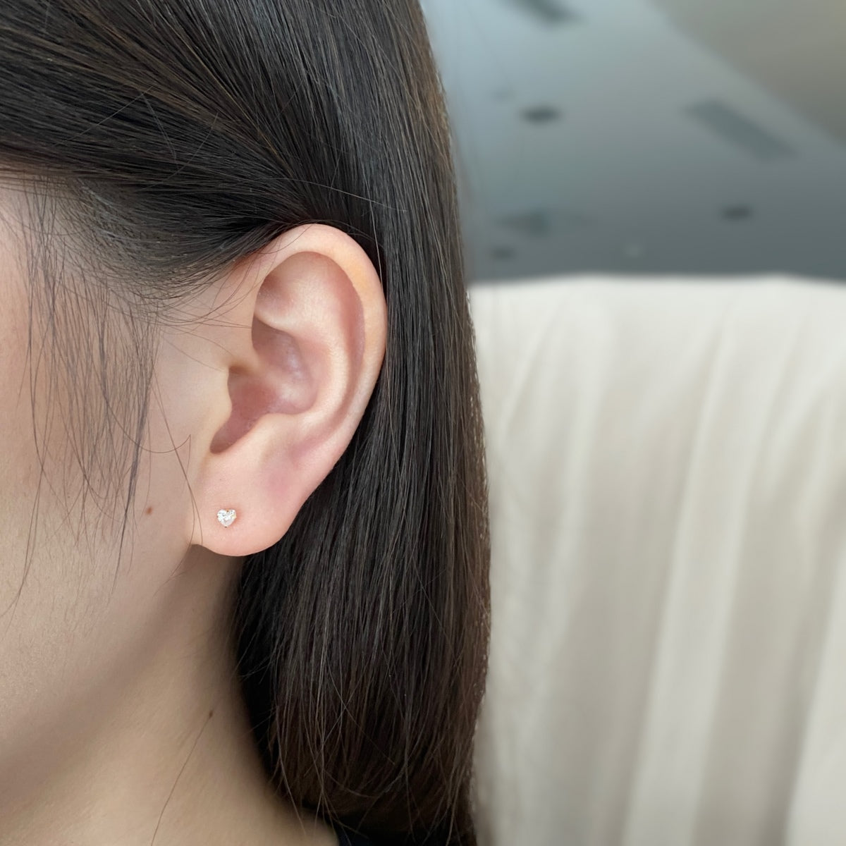 [baslovejewels]Sparkling Heart Shaped Simple Earrings