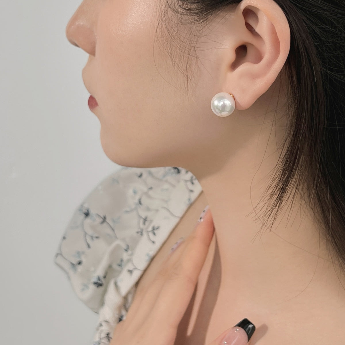 [AURORA]Delicate Pearl Earrings