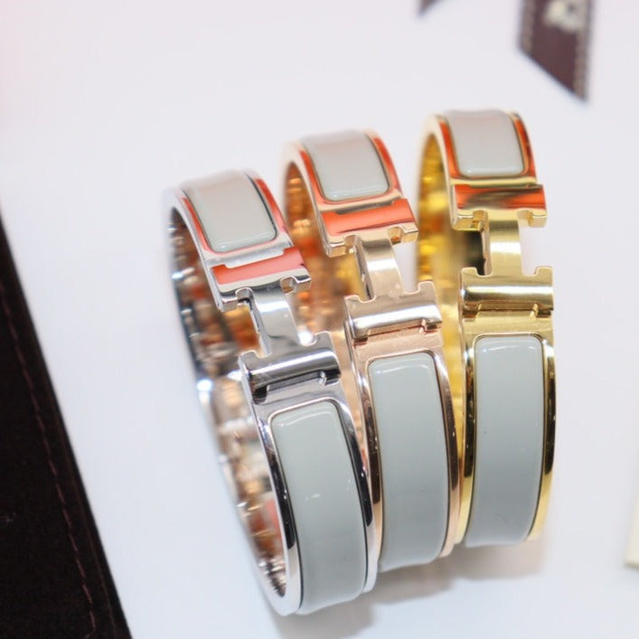 [baslovejewels]H LIGHT BLUE BRACELET