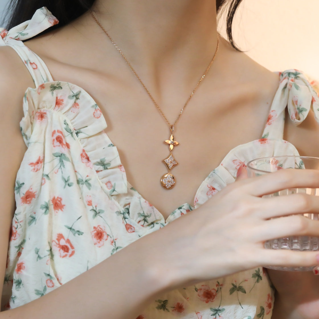 [baslovejewels]STAR AND SUN DIAMOND PINK GOLD NECKLACE