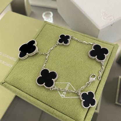 [basloveJW]CLOVER 5 MOTIVE SIVLER ONYX ARMBAND