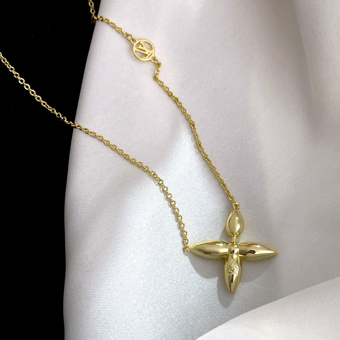 [baslovejewels]LOUISETTE GOLD NECKLACE