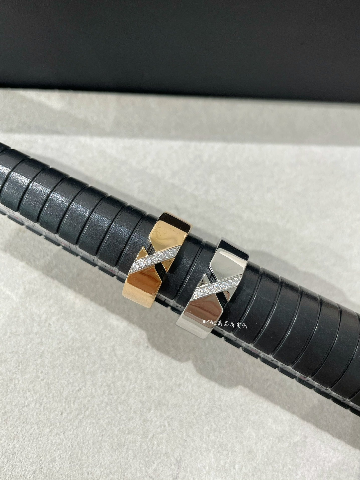 [baslovejewels]LIENS EVIDENCE DIAOMOND RING