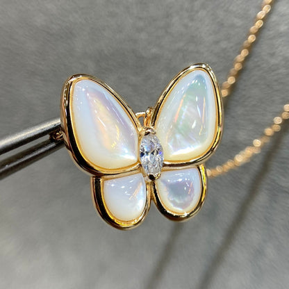 [AURORA]BUTTERFLY MOP DIAMOND NECKLACE