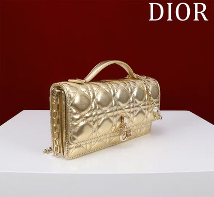 MISS PEARL CHAIN BAG LIGHT GOLD