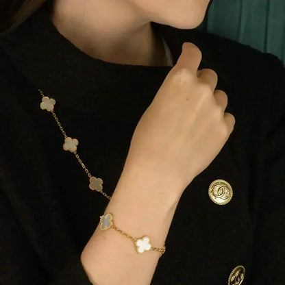 [AURORA]CLOVER WHITE PEARL MOP 5 MOTIF BRACELET COLLECTION