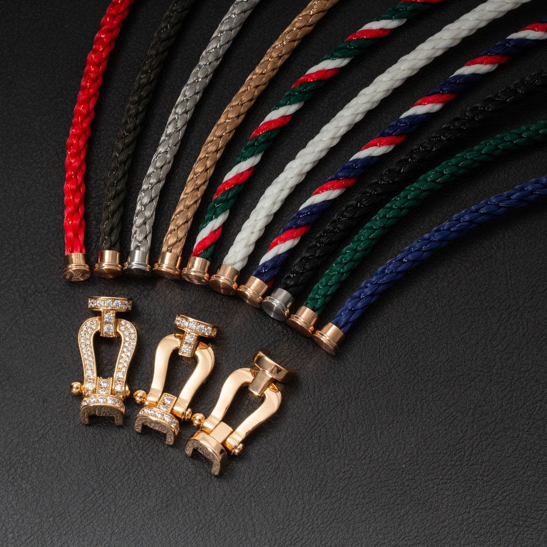 [baslovejewels]FORCE LARGE HORSESHOE HALF DIAMOND BRACELET SILVER