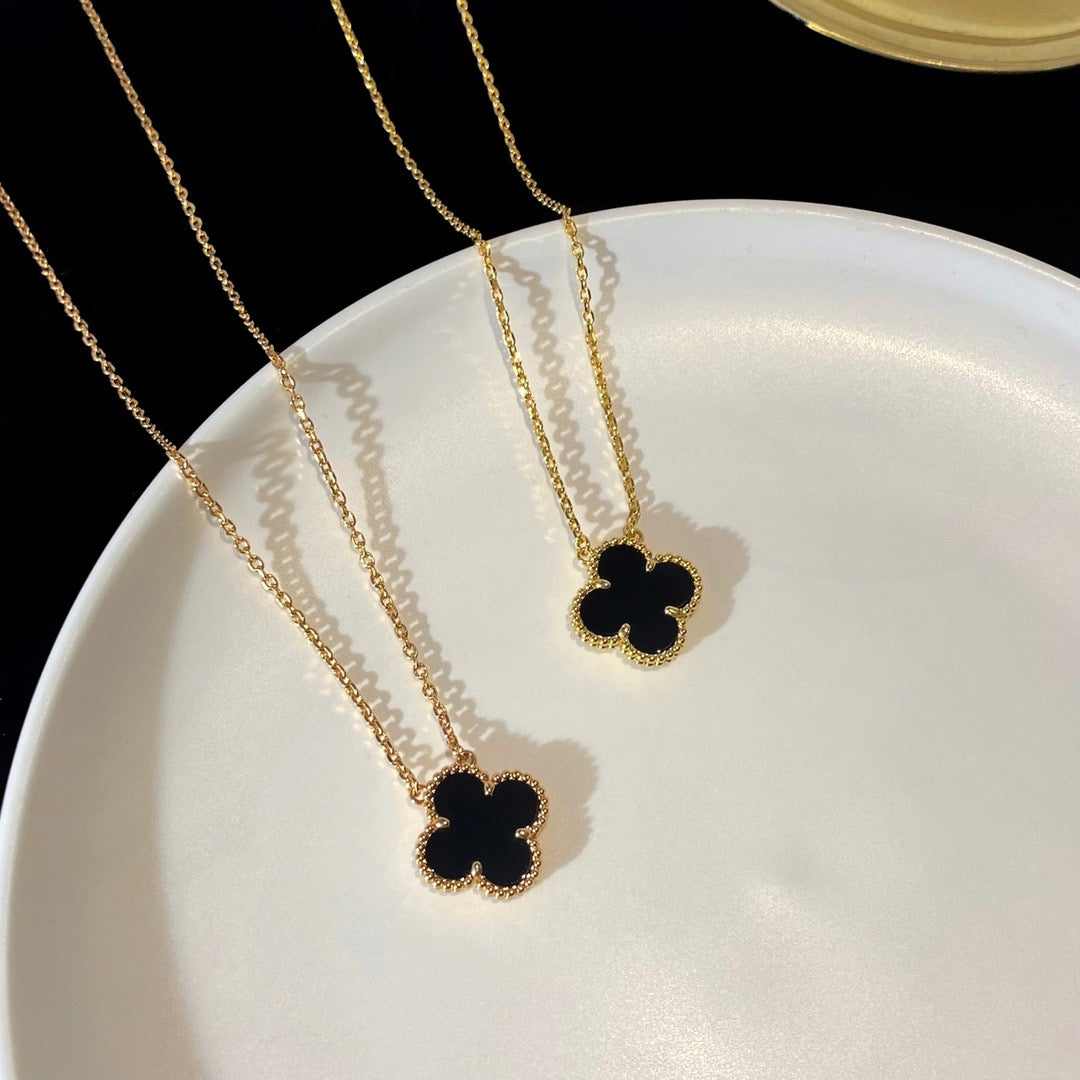[basloveJW]クローバー 15mm ブラックオニキス シングルフラワーネックレス