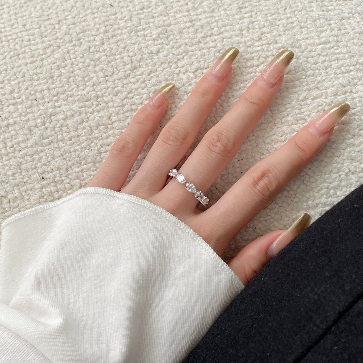 [AURORA]Exquisite Pear Cut Tennis Ring