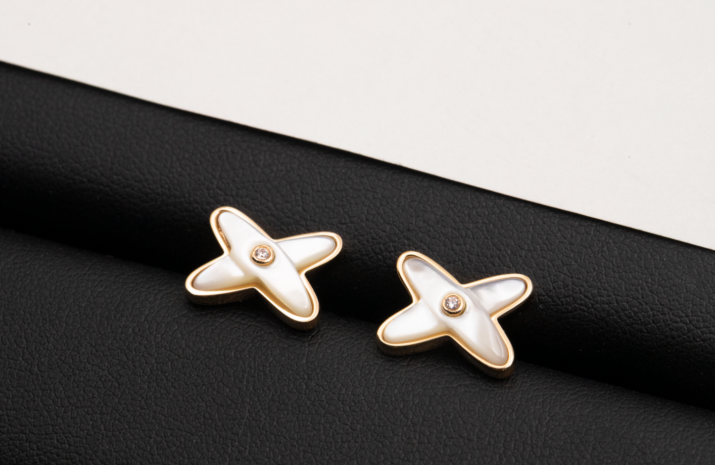 [baslovejewels]JEUX DE WHITE MOP PINK GOLD DIAMOND EARRINGS