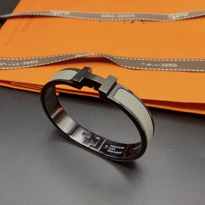 [AURORA]CLIC HM SO SCHWARZ GRAU ARMBAND
