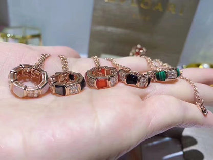 [AURORA]SERPENTI PEDANT DIAMOND NECKLACE
