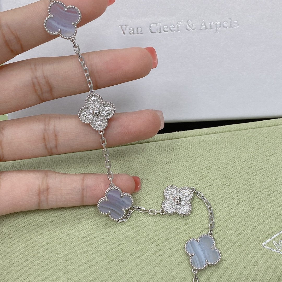 [AURORA] CLOVER 5 MOTIF PURPLE CHALCEDONY BRACELET COLLECTION