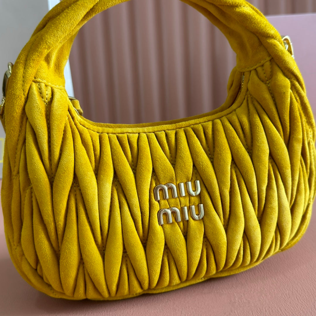 MM SUEDE HANDBAG 23 YELLOW
