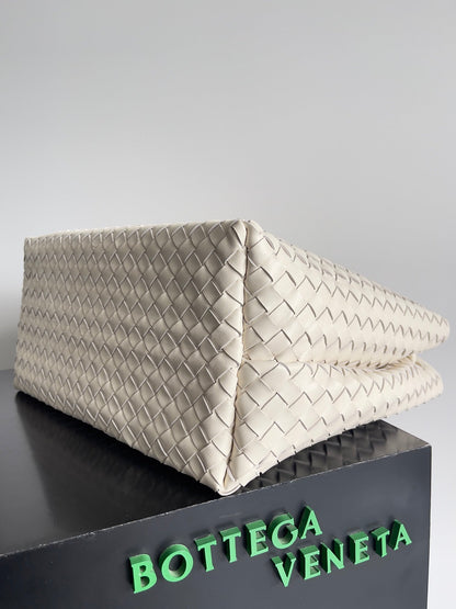 LARGE HANDLE BAG ANDIAMO 45 IN OFF WHITE LAMBSKIN