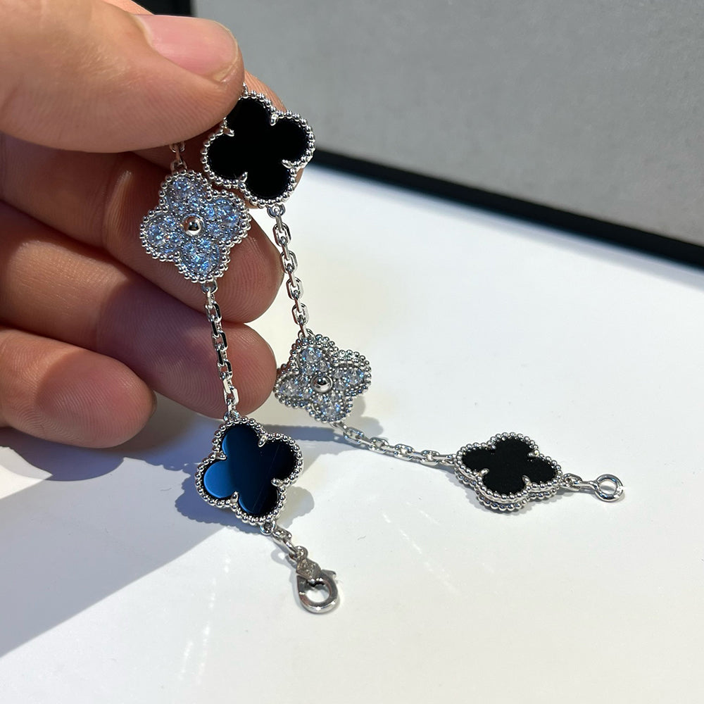 [AURORA]CLOVER 5 MOTIF ONYXS BRACELET COLLECTION