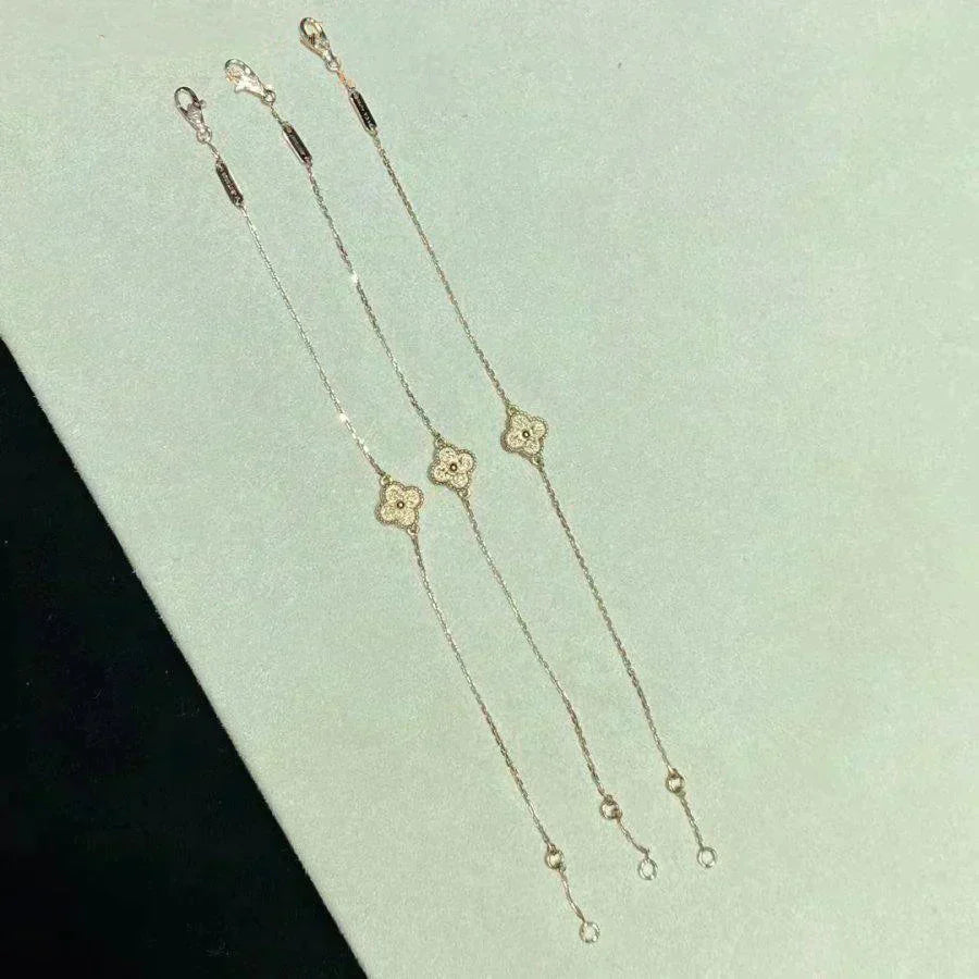 [AURORA]CLOVER SINGLE FLOWER BRACELET