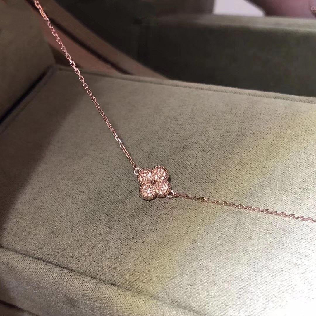 [AURORA]CLOVER SINGLE FLOWER BRACELET