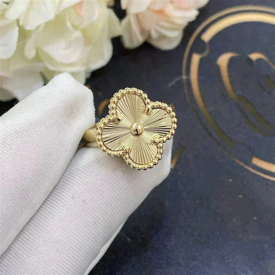 [AURORA]CLOVER GOLD RING