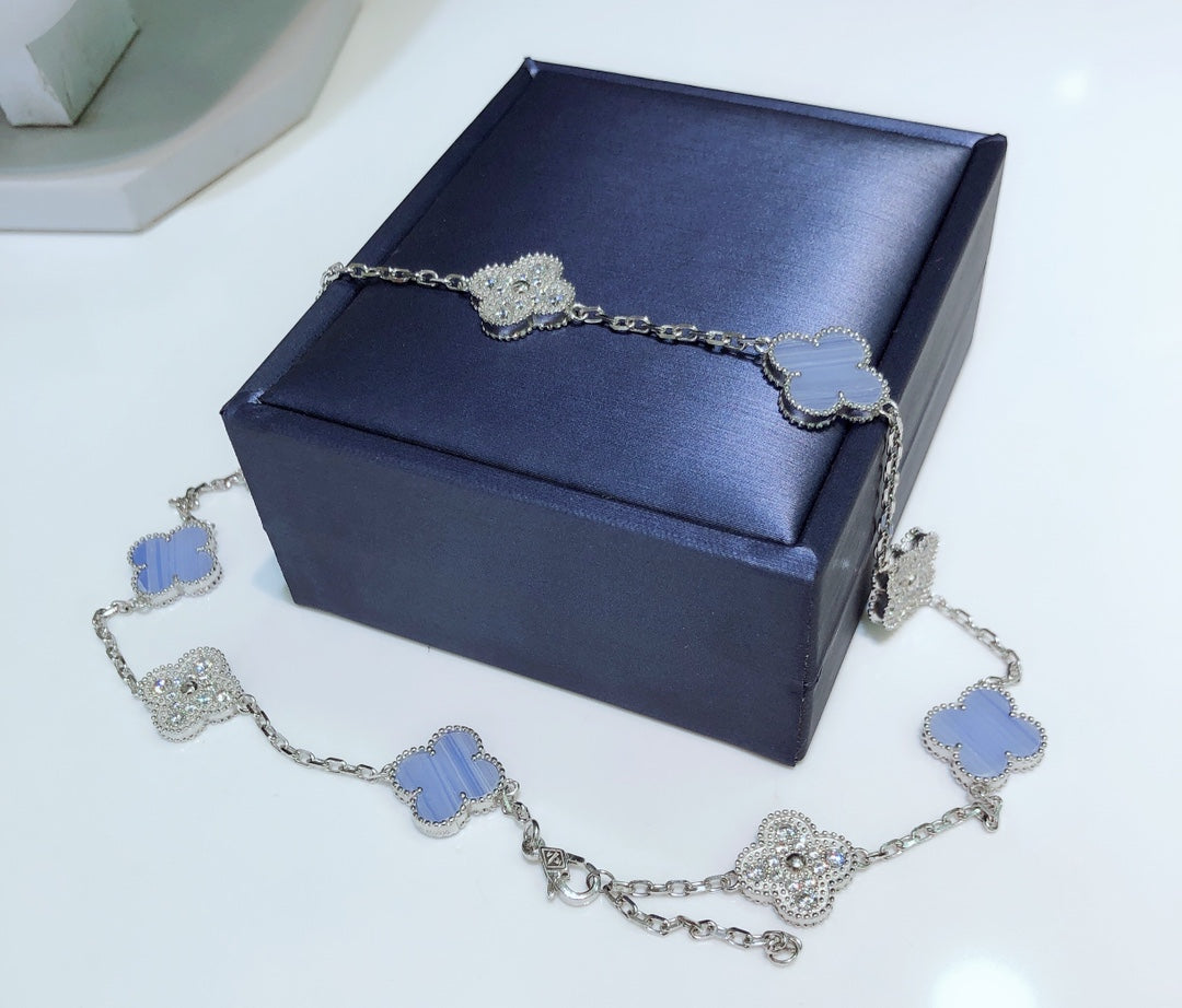 [basloveJW]クローバー 10モチーフ カルセドニー ダイヤモンド シルバーネックレス