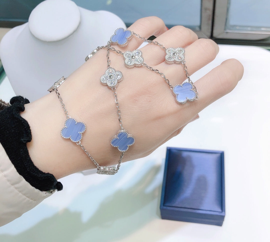 [basloveJW]クローバー 10モチーフ カルセドニー ダイヤモンド シルバーネックレス
